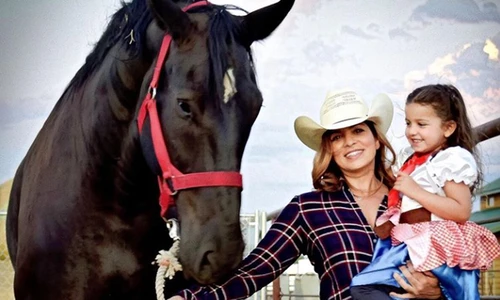 Dr. Kay Hooshmand, occupational medicine and her daughter on a locum assignment in Montana