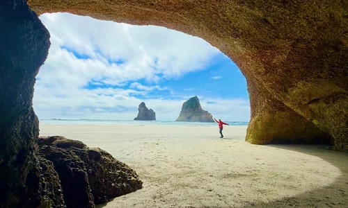 Dr Amy Thompson on beach