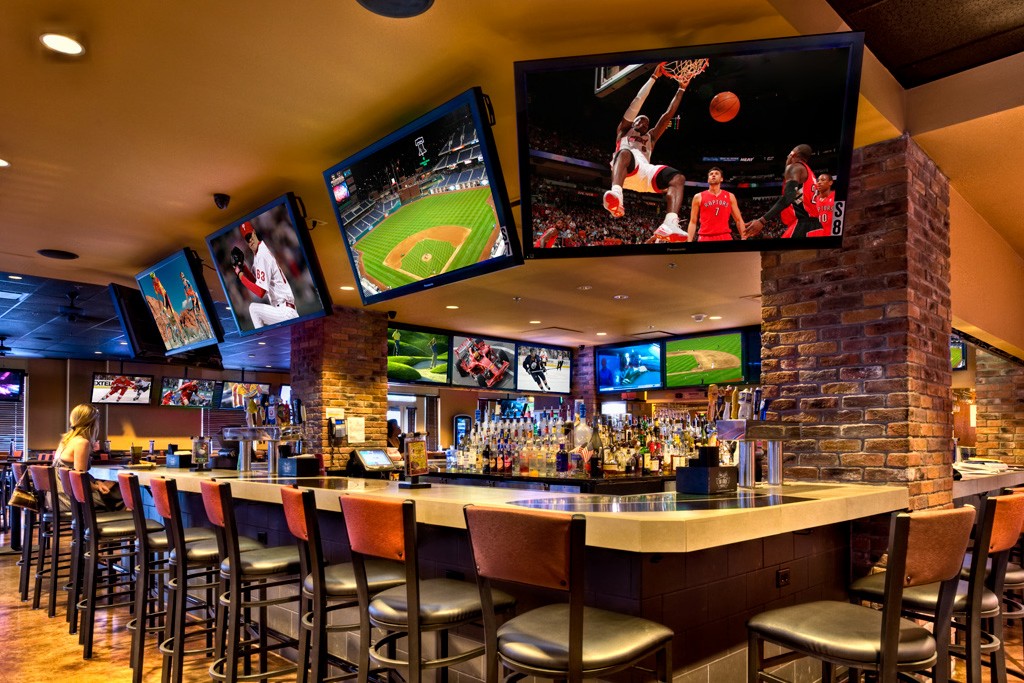 Frankie's Sports Bar - Fort Worth, Texas. Solución AMX-copyright Christopher Mann