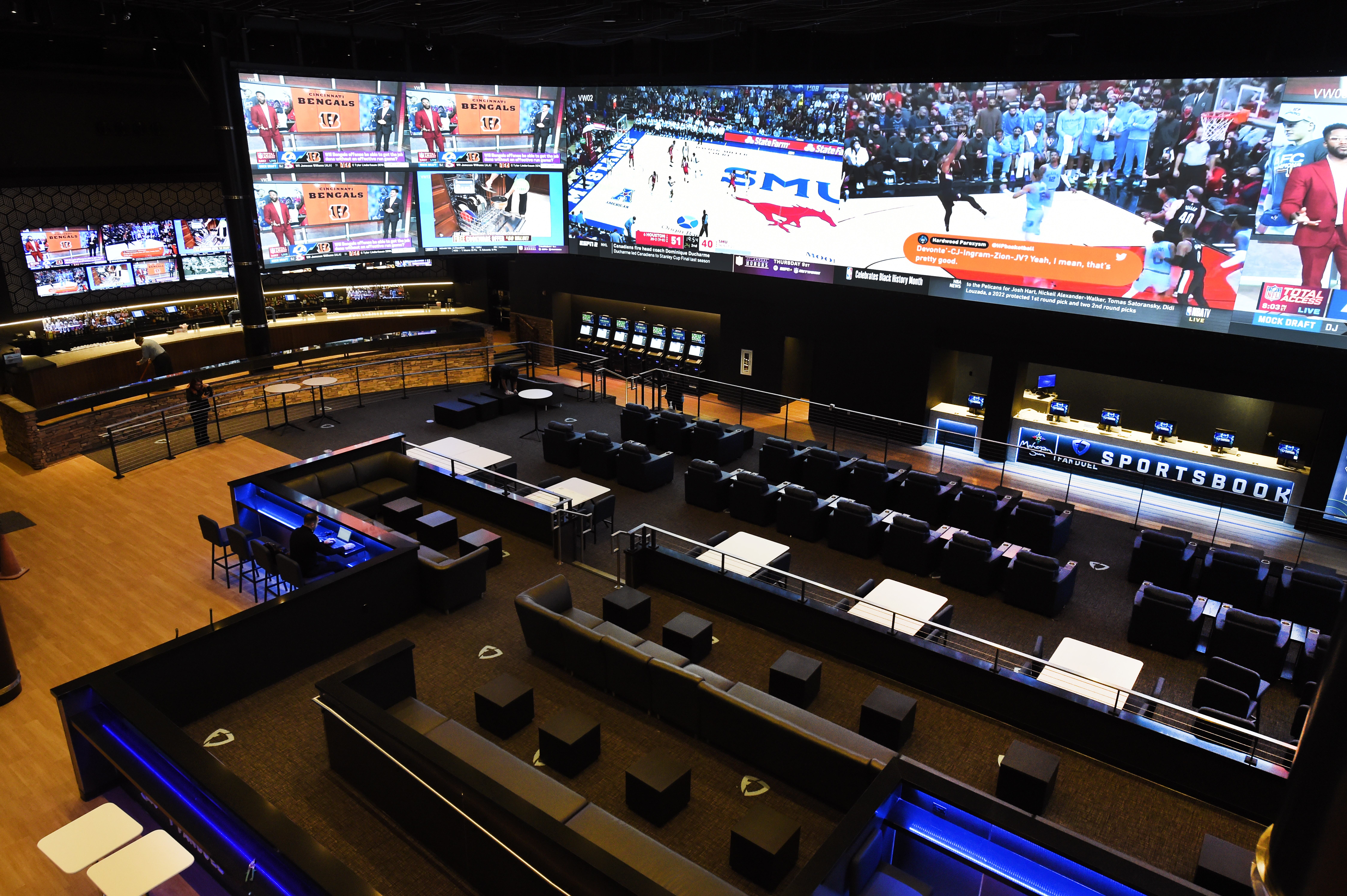 dvLED Video Wall Installation