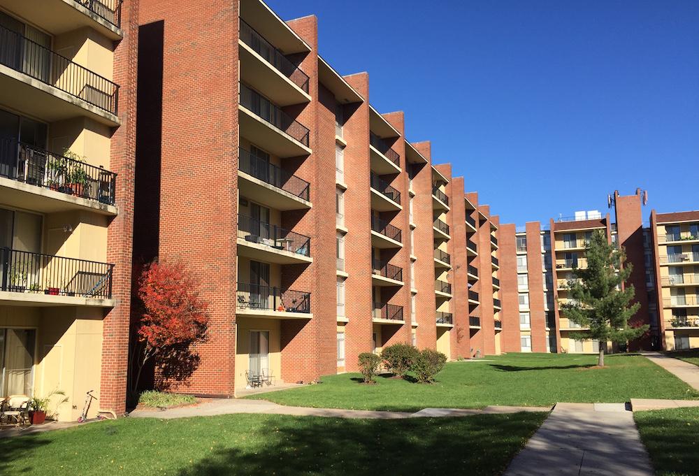 Horizon Square Apartments Laurel Ross Companies
