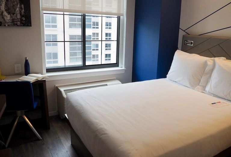 Pod Hotels room