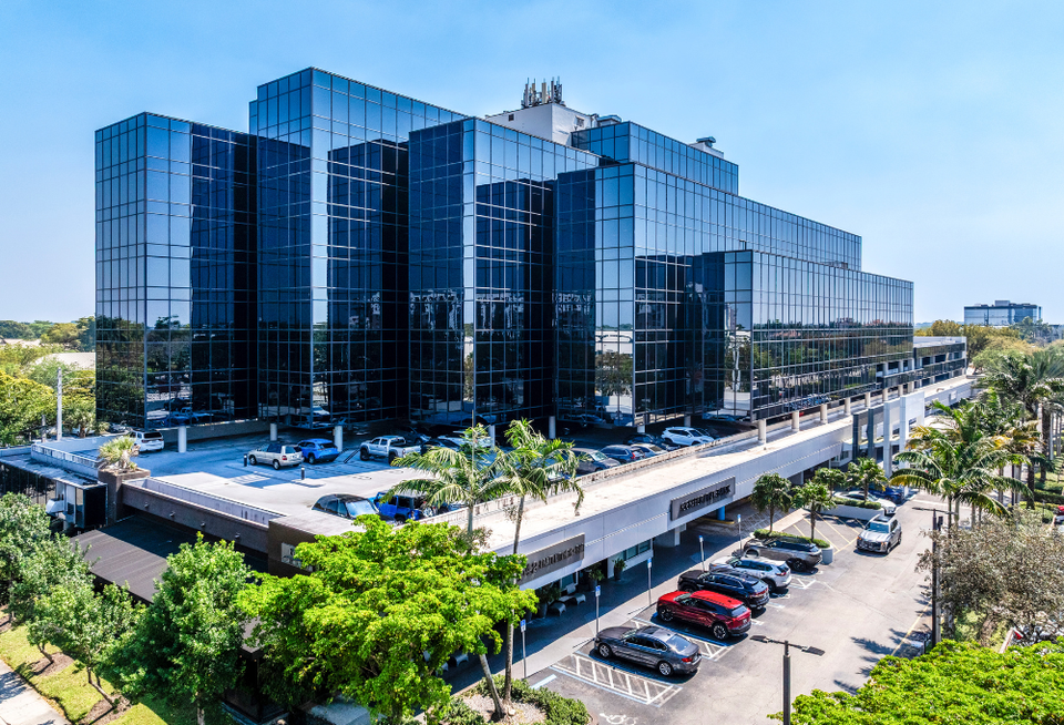 University Place at City Center 3111 North University Drive Coral Springs