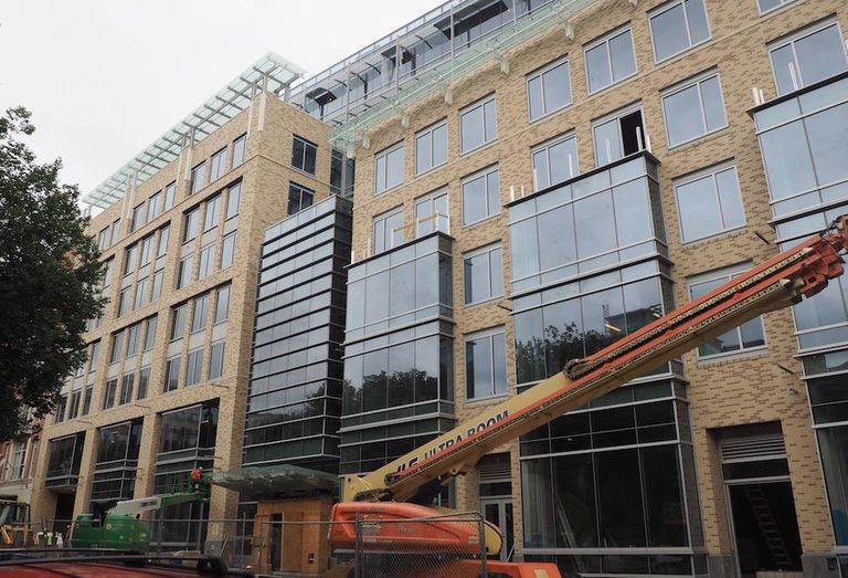 600 Massachusetts Ave NW 