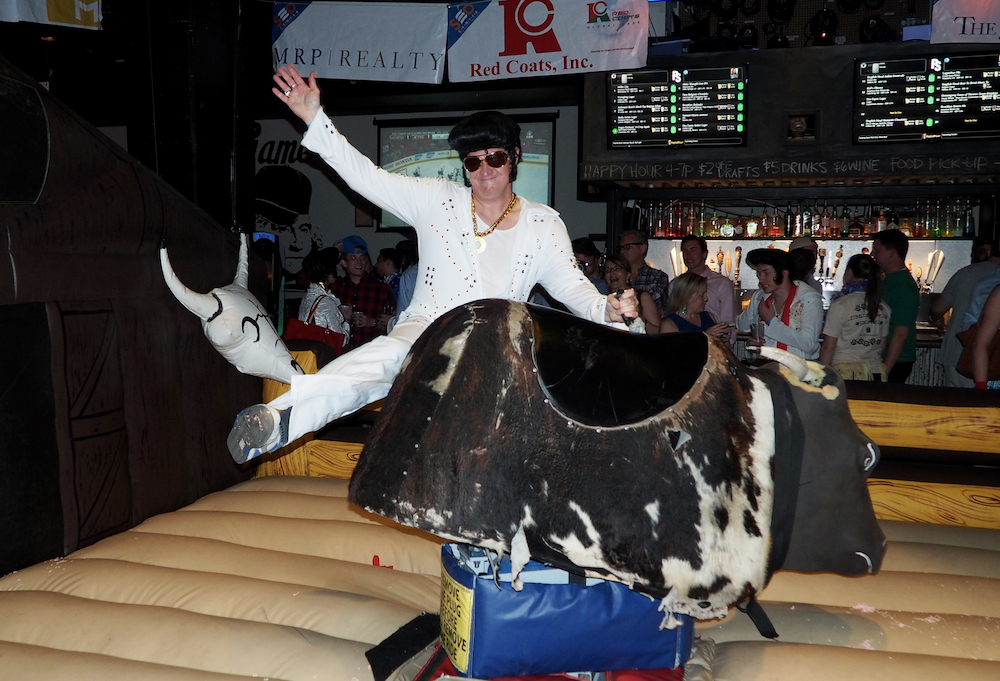 Photos: Annual Pub Games For SED Center Raise $130k