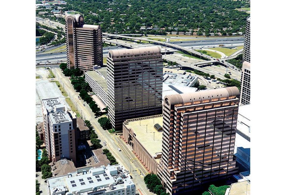 CBRE leased 46k SF in the Galleria Office Towers to Kimley-Horn and will move in July 2017. CBRE Global Investors recently completed $19M in capital improvements in the 1.5M SF office towers including a new parking system with license plate recognition, a fitness center, upgrades to the lobby and elevator cabs, and a wine bar, tenant lounge and rooftop terrace as well as multiple conference centers.