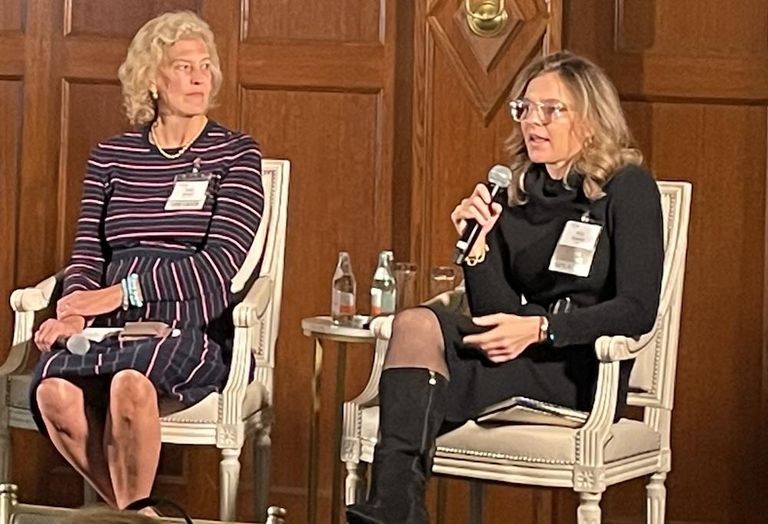 Urban Atlantic’s Vicki Davis and CBRE’s Amy Bowser speaking at a CREW D.C. event Jan. 10.