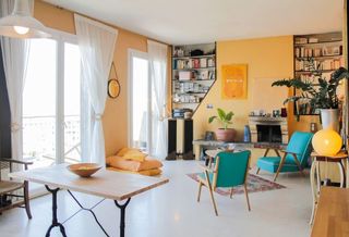 Airbnb listing in Chutes-Lavie 