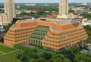 Cheez-It, Pringles Parent Chooses Chicago For HQ, But It’s Crumbs For CRE