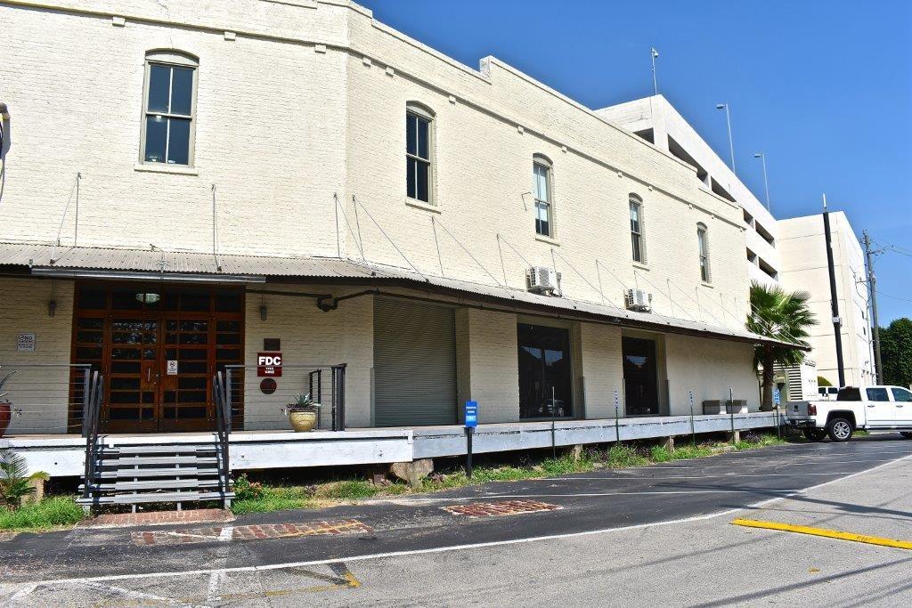1113 Vine St., a 2.26-acre parcel of land and 99K SF building in Downtown Houston. The property is listed in the National Register of Historic Places.