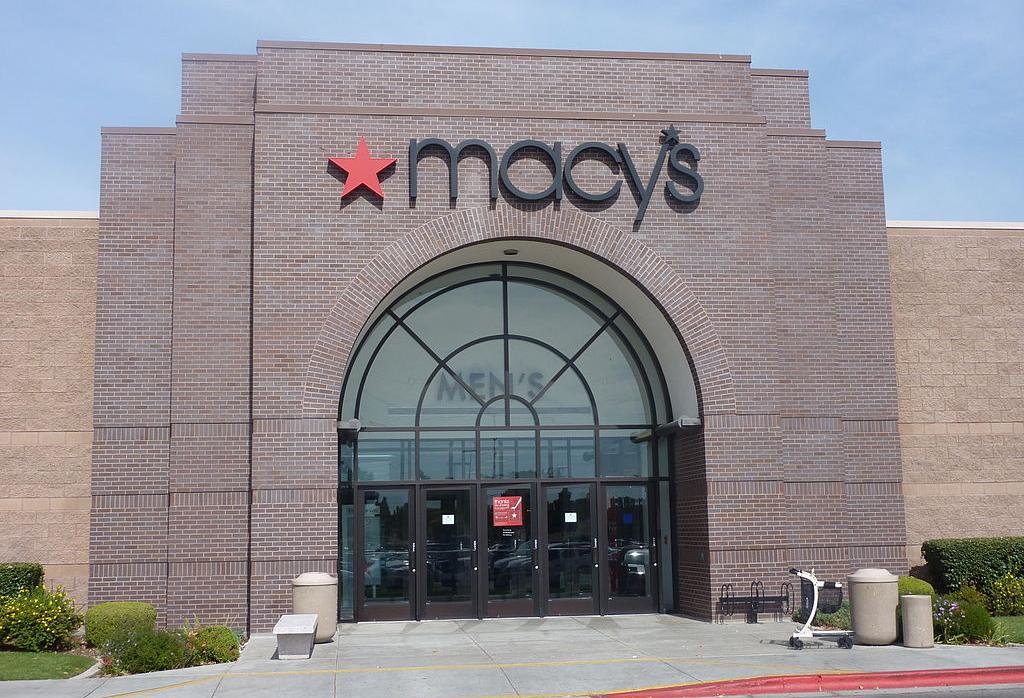 Macy’s Converts 1M SF Into Mini Distribution Centers As It Gears Up For Holiday E-Commerce Battle