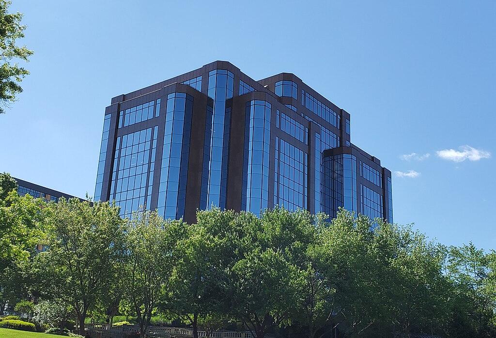 Pacific Oak REIT Explores Sale Amid 'Difficult Financial Condition'