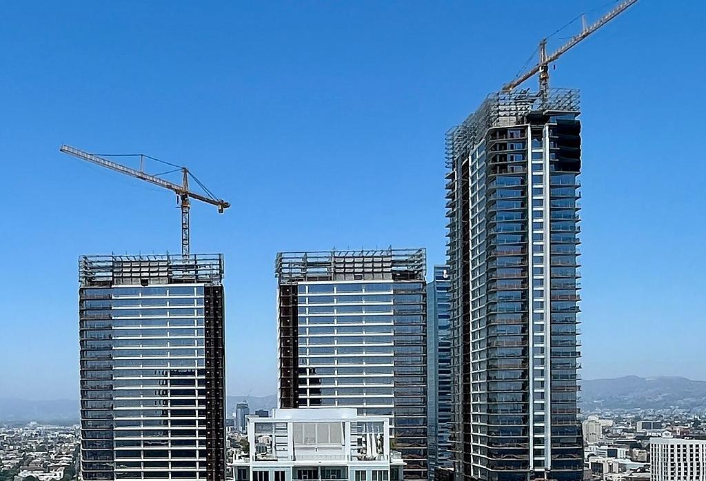 Oceanwide Plaza Lawsuit Settled, But A Sale Remains Elusive