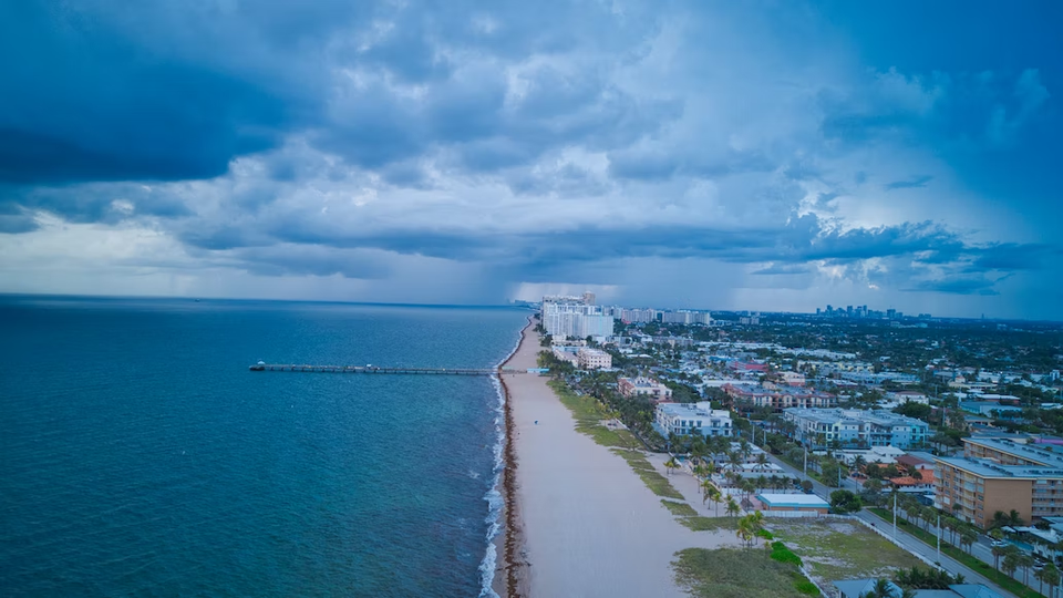 A beach view of Fort Lauderdale