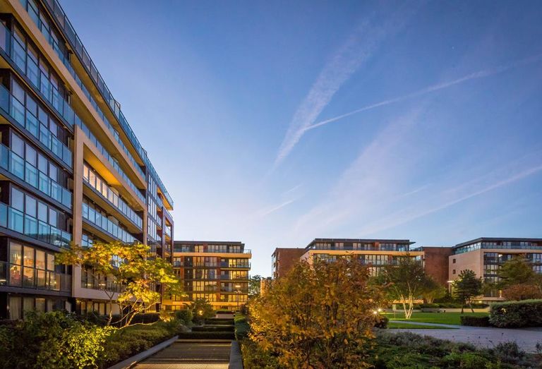 KENNEDY WILSON AND AXA INVESTMENT MANAGERSjoint venture has entered into a contract to acquire 274 units at the Grange, in South Dublin, Ireland, as well as an adjacent four-acre PRS development site for a total €161 million from Grant Thornton Receiver, on behalf of the National Asset Management Agency (“NAMA”). 
