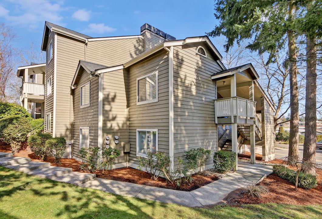 Waterbury Park Apartments In Federal Way Changes Hands