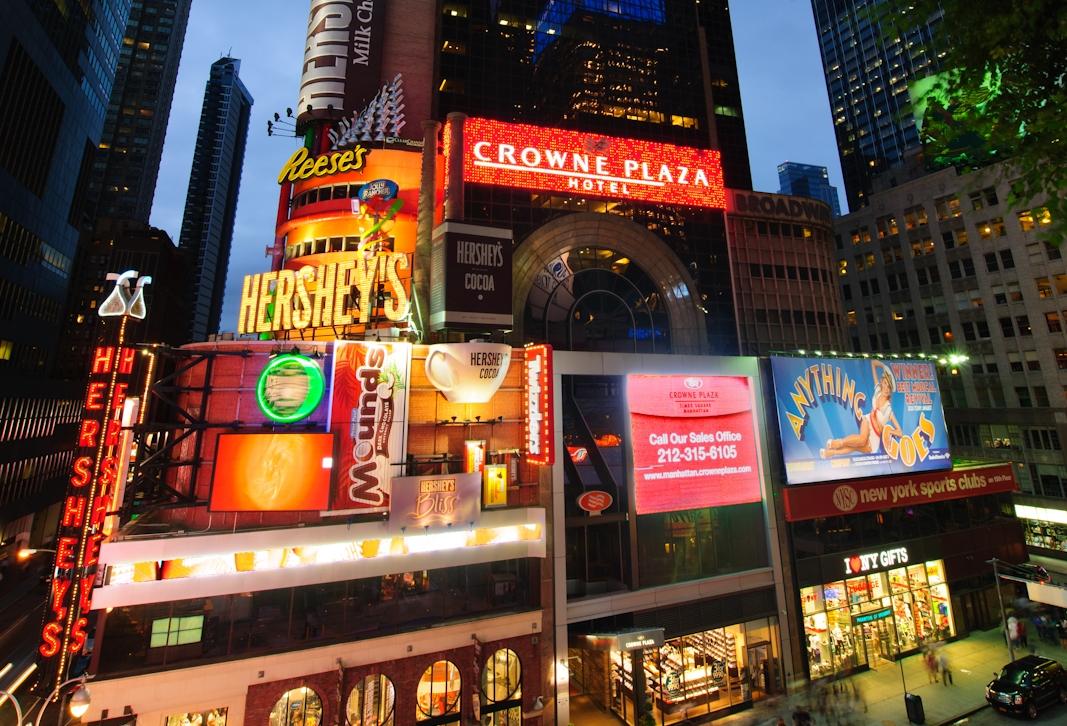 Vornado Sues Holiday Hospitality For $30M After 'Abysmal' Marketing Campaign