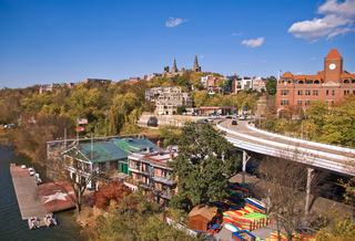 The Georgetown Neighborhood Guide