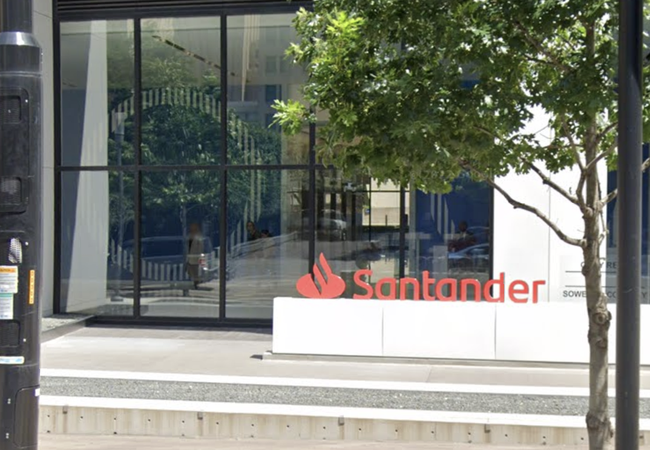 Google Maps Santander Sign