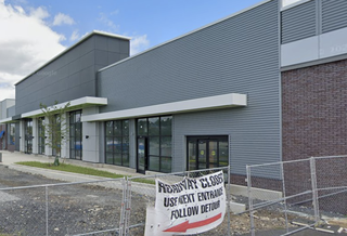 Amazon Sued By Shopping Center Landlord Over Unopened Amazon Fresh Store In Montgomery County