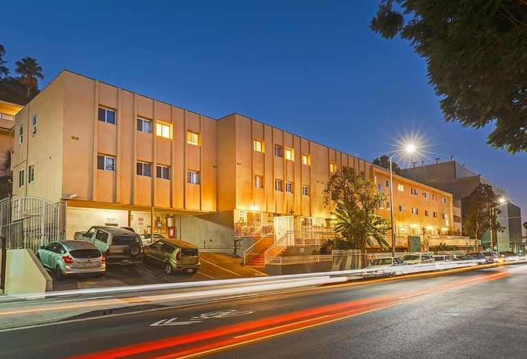Universe Holdings completed the $12.6M acquisition of the 45-unit Villa Edgemont apartments in Los Feliz, CA.
