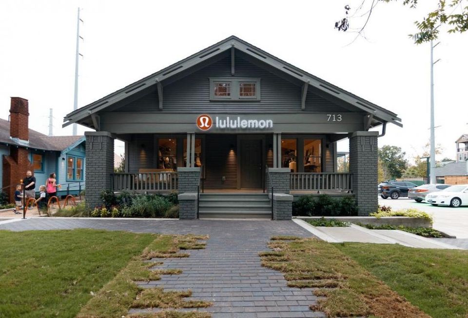Heights Mercantile, Lululemon