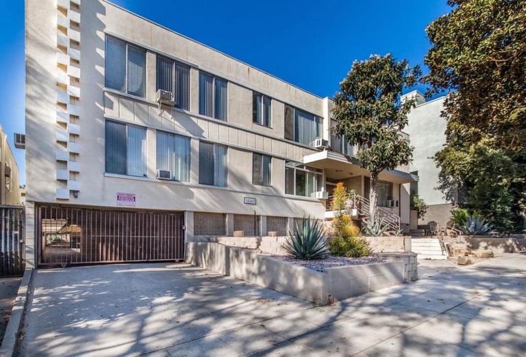 An undisclosed syndication group has purchased a 22-unit with one non-conforming unit apartment building at 1267 N. Laurel Ave. in West Hollywood from a private party for $7.3M. 
