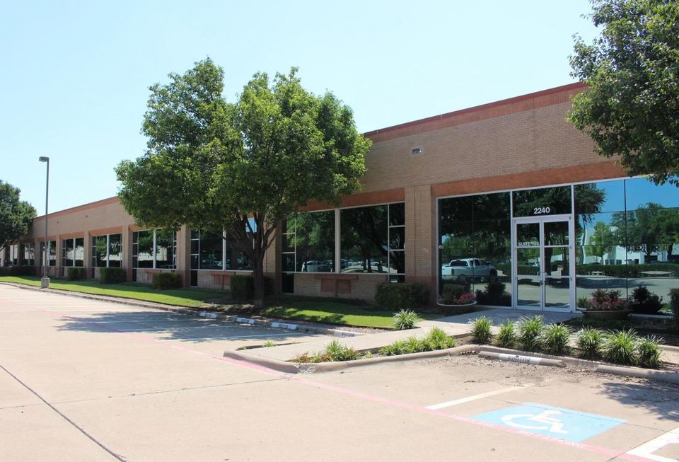 Foundry Commercial acquired Campbell Creek Office Park, a 317k SF, 5-building office park in Richardson.