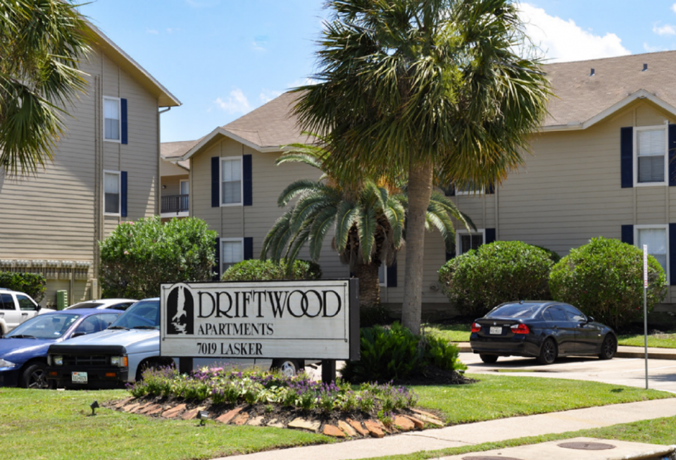 Driftwood Apartments