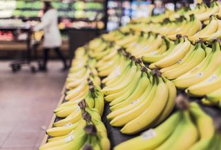 grocery store, bananas