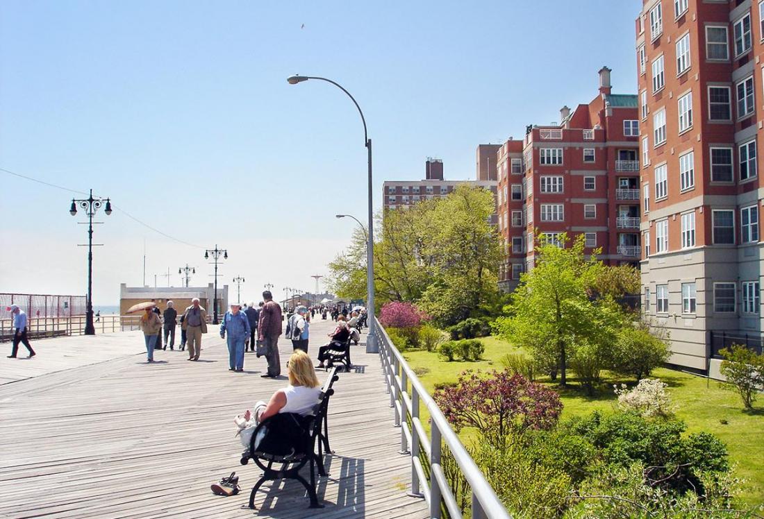 Brighton Beach: A Growing Neighborhood That Hasn’t Lost Its Character