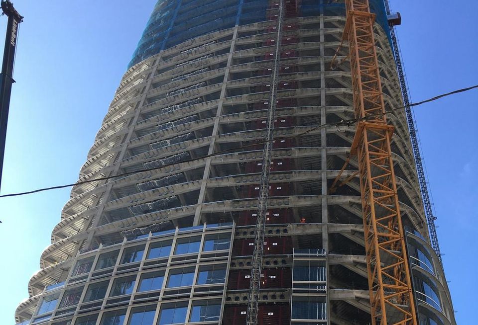 Salesforce Tower
