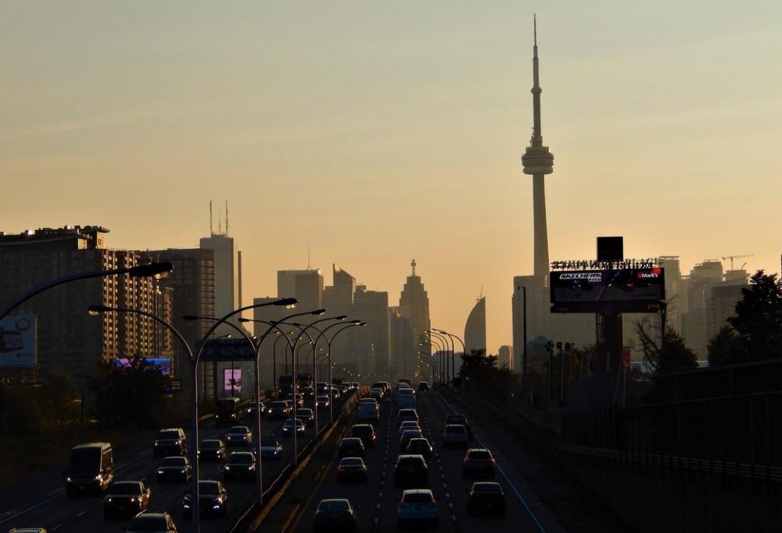 Toronto skyline traffic Statistics Canada