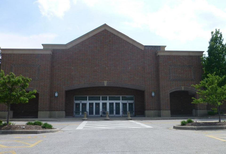 Dead mall