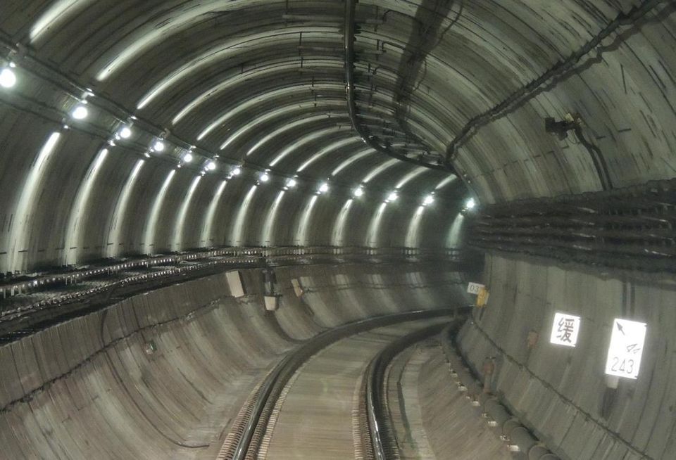 tunnel rail railway underground