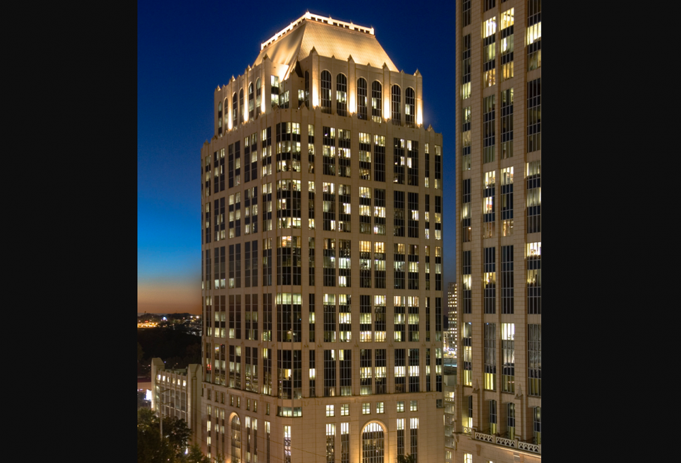 Regions Plaza