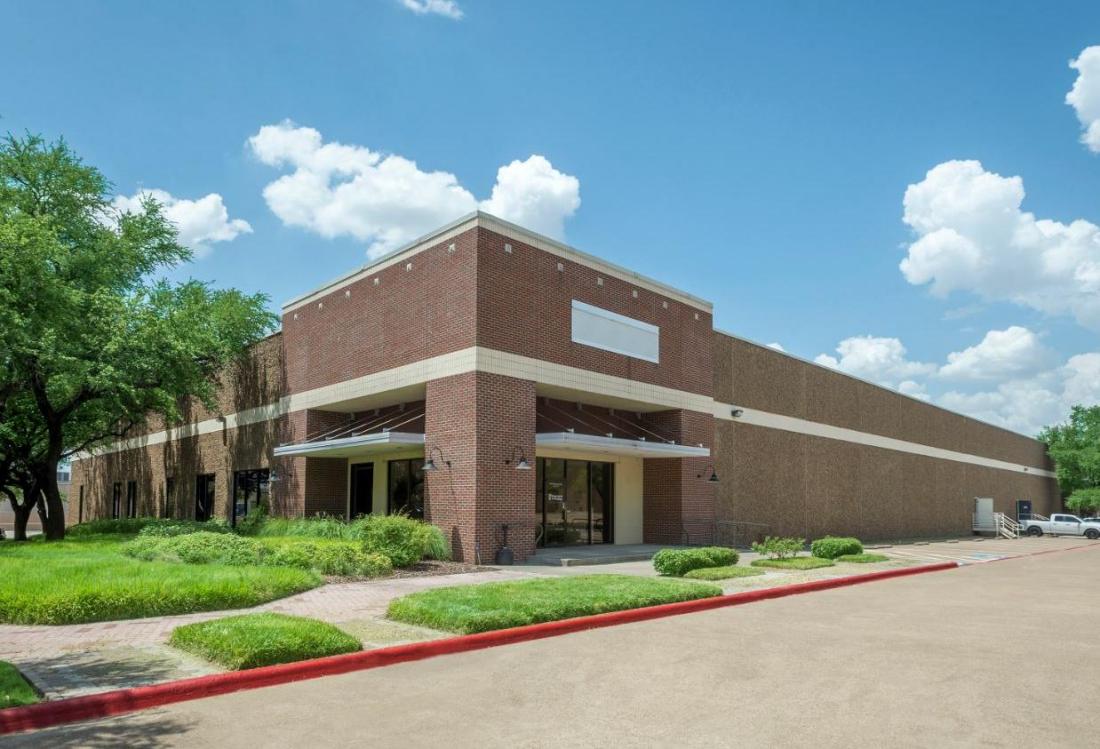 Dallas warehouse purchased by Investcorp