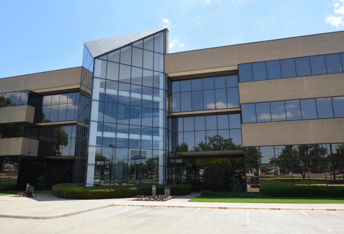As part of its effort to liquidize its 21-building portfolio, Hangover Opportunity Fund has sold a 49K SF office at 8851 Camp Bowie West in Fort Worth to Illinois-based Aberfeldy Properties Inc.