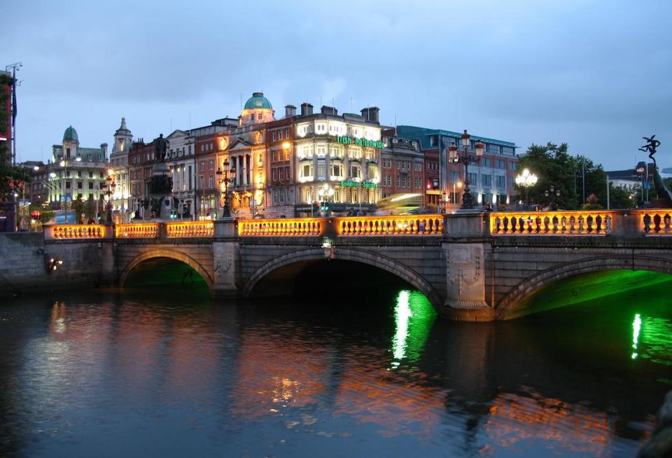 Dublin at night