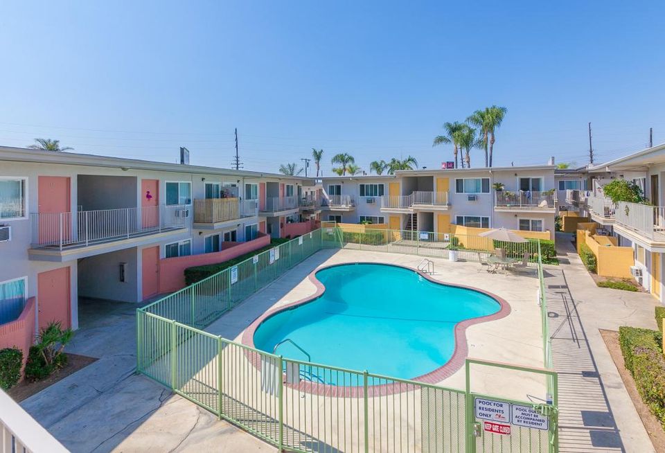 Stepp Commercial brokered the $14.4M sale of Sandpiper Apartments, a 71-unit apartment community in Whittier.