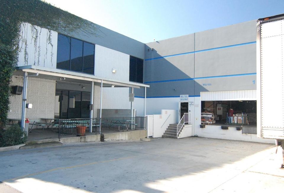 Single-tenant industrial in Santa Fe Springs, CA