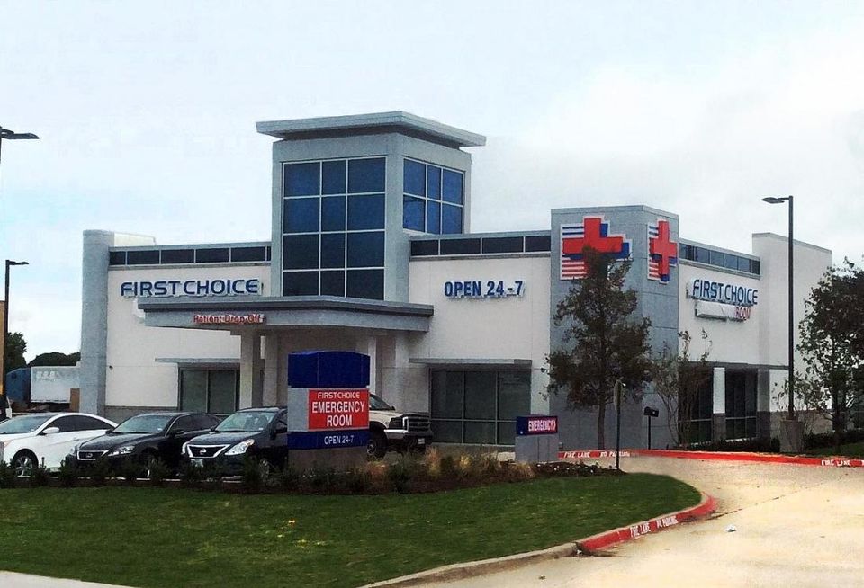 Mycon General Contractors completed construction of the First Choice Emergency Room at 3301 Lakeview Parkway in Rowlett. The 7k SF facility houses full diagnostic and radiology suites, such as CT scanners, ultrasound and digital X-rays.