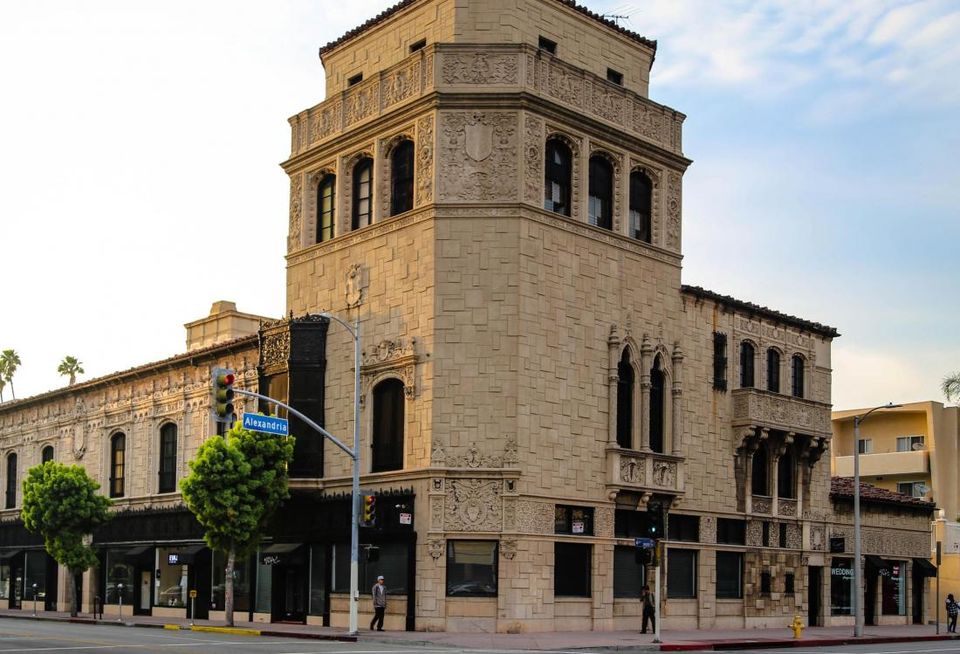 3501 W 6th St, LA