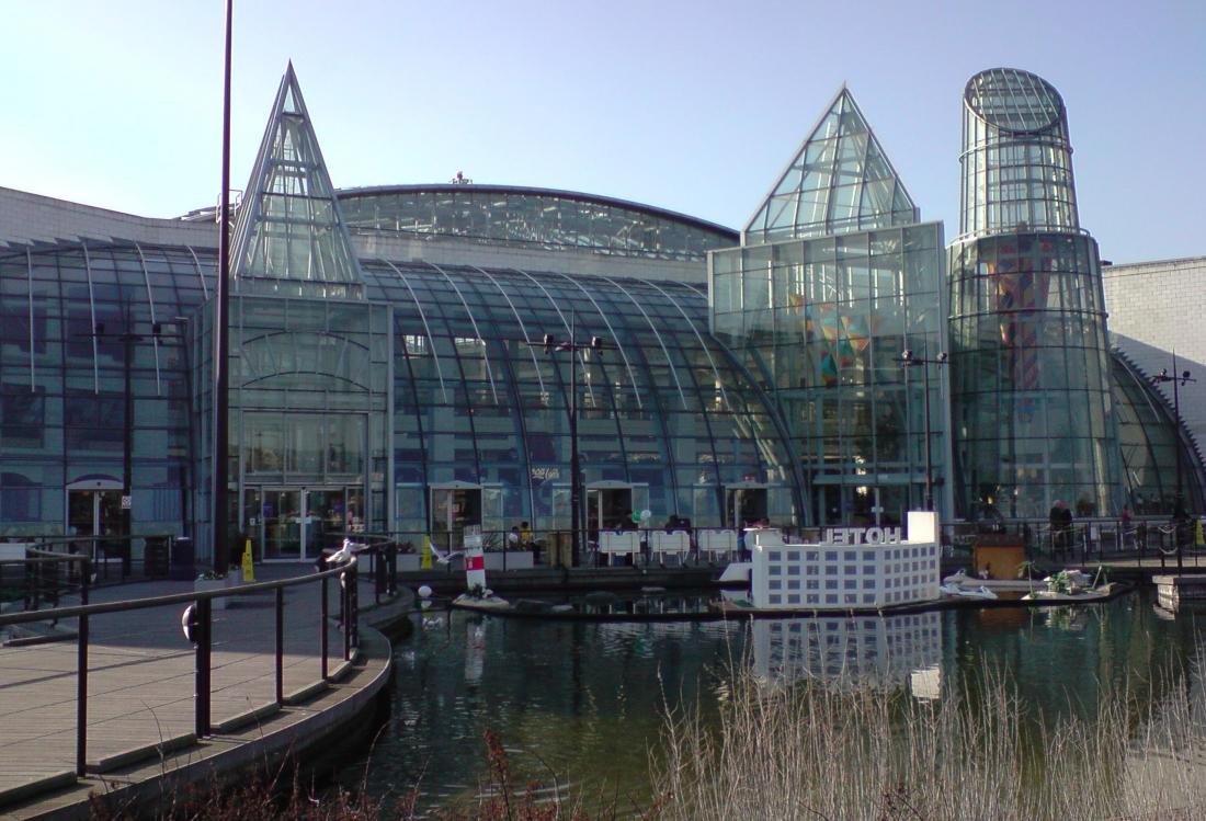 Landsec has increased its stake in regional shopping centre Bluewater.