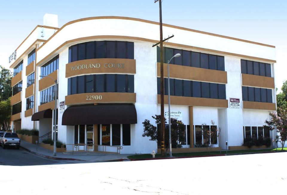 22900 Ventura, LA