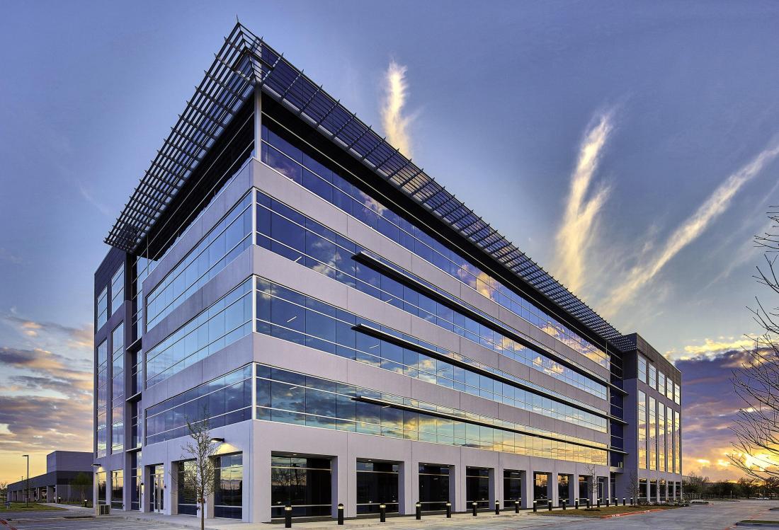 BroadSoft will occupy an entire 36K SF floor in Building One at Platinum Park, a 166K SF, Class-A office project at 6000 Tennyson Parkway in Plano. Stream’s Matt Wieser and Ryan Evanich represented landlord Stream in the transaction. Granville Jenkins with Swearingen represented BroadSoft. Stream developed, manages and leases Platinum Park. Stream’s Jerry Mays managed the construction and interior finish-out of the office space that includes a fitness center, tenant lounge, and conference facility. 