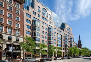 How Landlords Are Trying To Meet Tech Tenants' Hyperspeed Office Needs