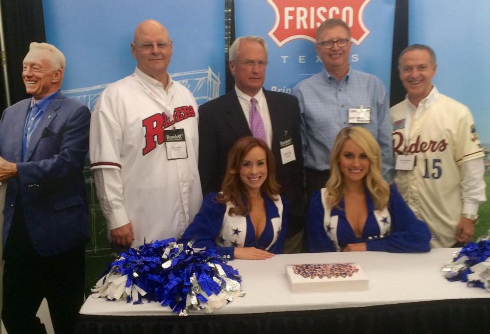Frisco EDC's Jim Gandy, CGP Real Estate Consulting's Robbie Pigg, EDT Best Practices' Greg Last and FEDC's John Bonnot with Dallas Cowboys cheerleaders Rachel Lunsford and Ashley Holland.