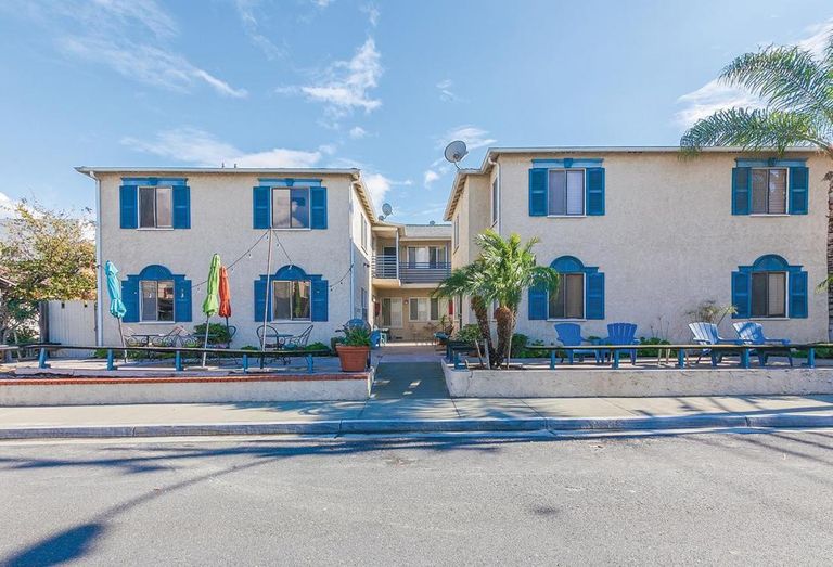Bay Shore Apartments in Long Beach, CA.