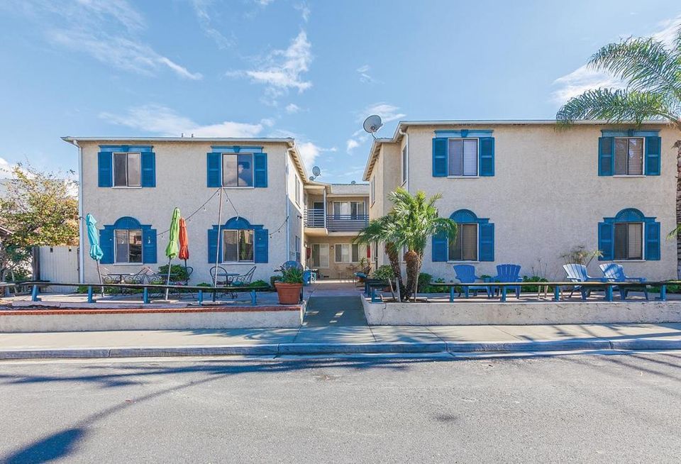 Bay Shore Apartments in Long Beach, CA.